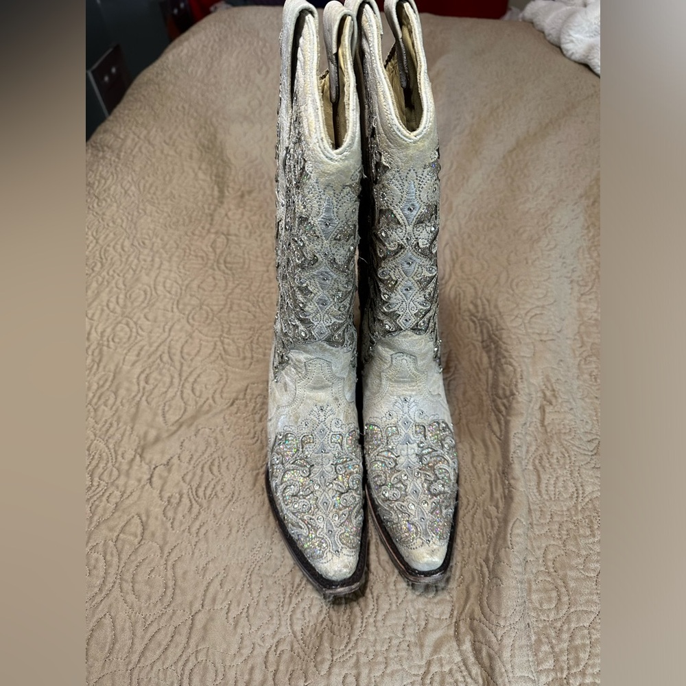 Corral women’s boots worn twice